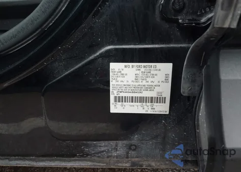 2018 Ford Edge Titanium z USA, uszkodzony, nr VIN 2FMPK4K94JBB43282